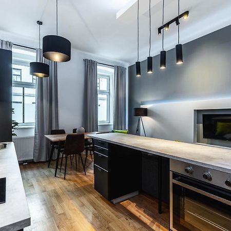 Stylish Designed Apartment In A Top Location Wien Exteriör bild