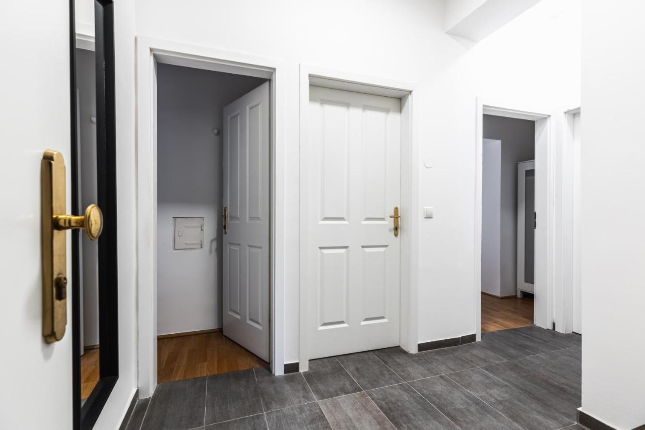 Stylish Designed Apartment In A Top Location Wien Exteriör bild